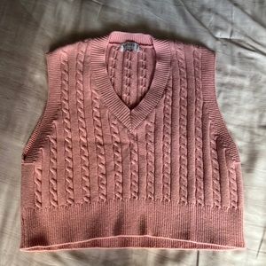 pink crop top